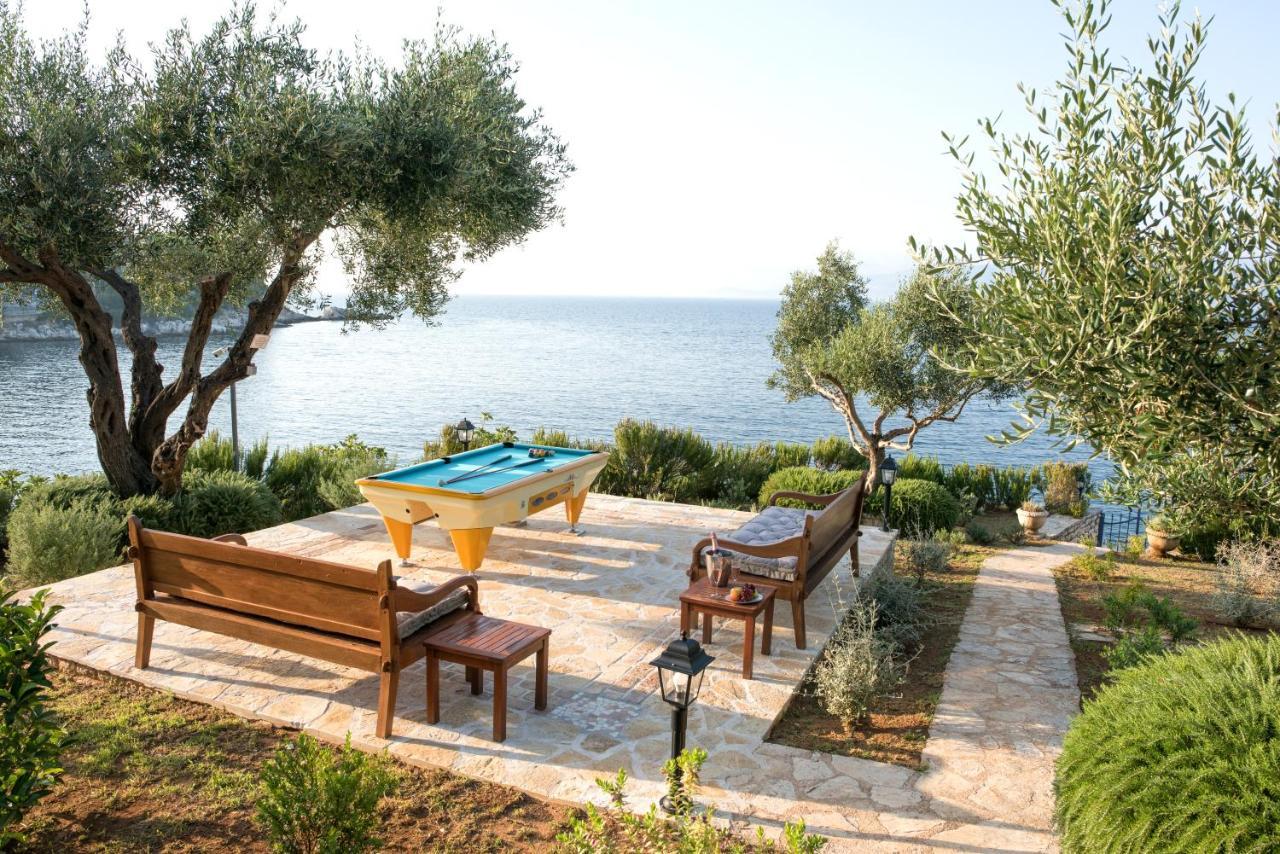Aliki * Kassiopi